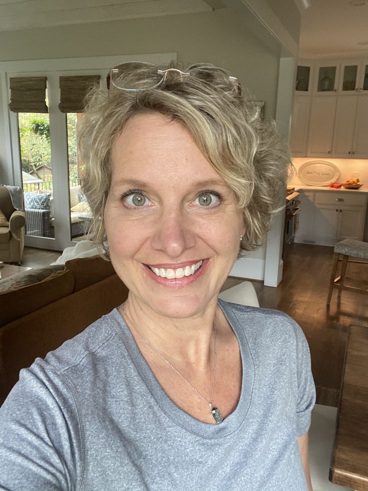 Claire R.
